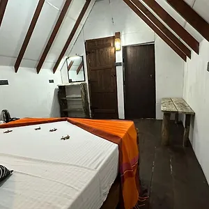 Sigiri Veenus Paradise Sigirîya